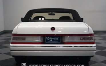 Cadillac-Allante-1992-Opaque-White-Charcoal-23