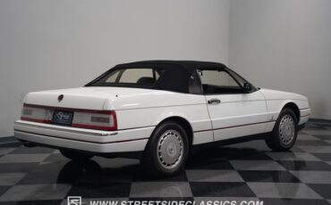 Cadillac-Allante-1992-Opaque-White-Charcoal-25
