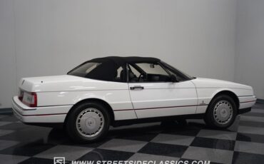 Cadillac-Allante-1992-Opaque-White-Charcoal-26
