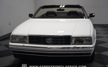Cadillac-Allante-1992-Opaque-White-Charcoal-32