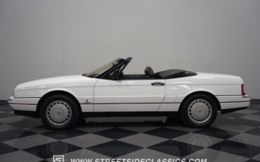 Cadillac-Allante-1992-Opaque-White-Charcoal