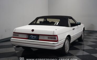 Cadillac-Allante-1992-Opaque-White-Charcoal-39