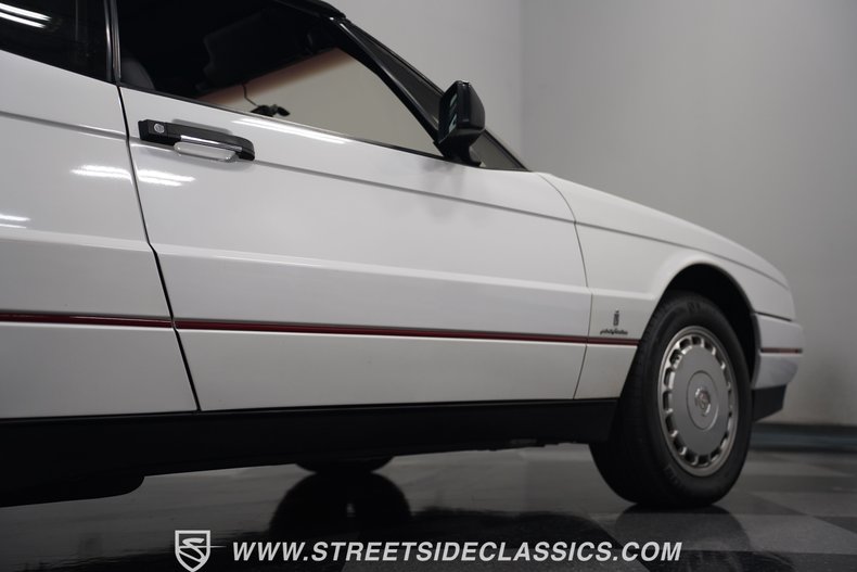 Cadillac-Allante-1992-Opaque-White-Charcoal-42