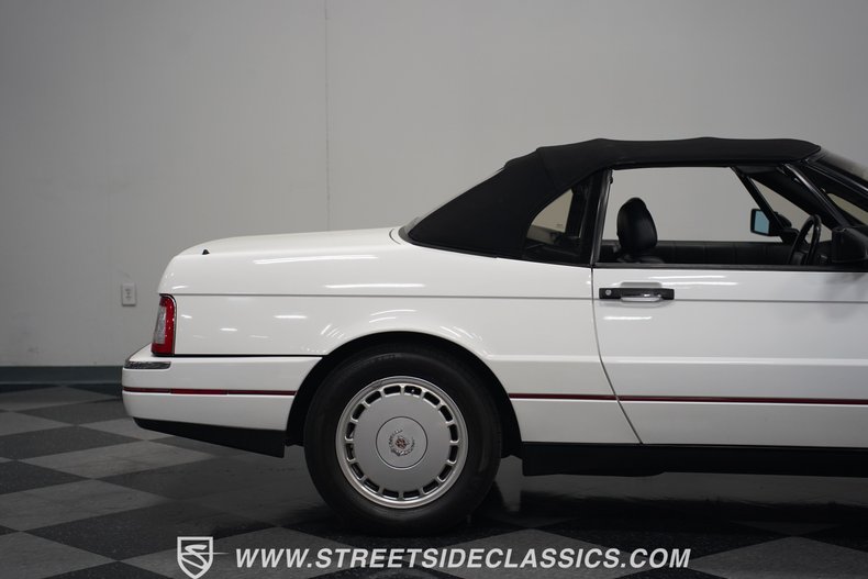 Cadillac-Allante-1992-Opaque-White-Charcoal-43