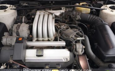 Cadillac-Allante-1992-Opaque-White-Charcoal-47