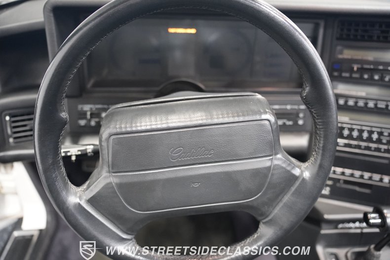 Cadillac-Allante-1992-Opaque-White-Charcoal-9