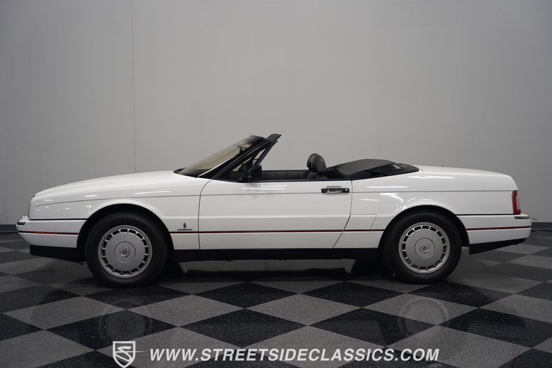 Cadillac-Allante-1992-Opaque-White-Charcoal