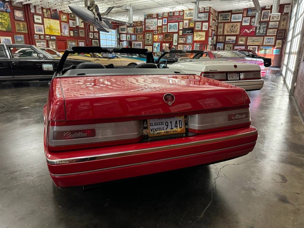 Cadillac-Allante-1992-red-7
