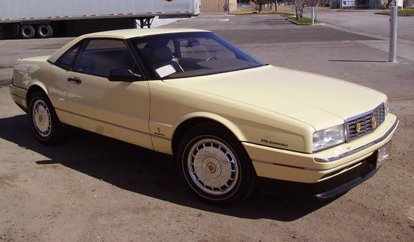 Cadillac-Allante-1993-Pearl-Flax-Yellow-5