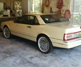 Cadillac-Allante-1993-Pearl-Flax-Yellow-6