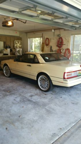 Cadillac-Allante-1993-Pearl-Flax-Yellow-6