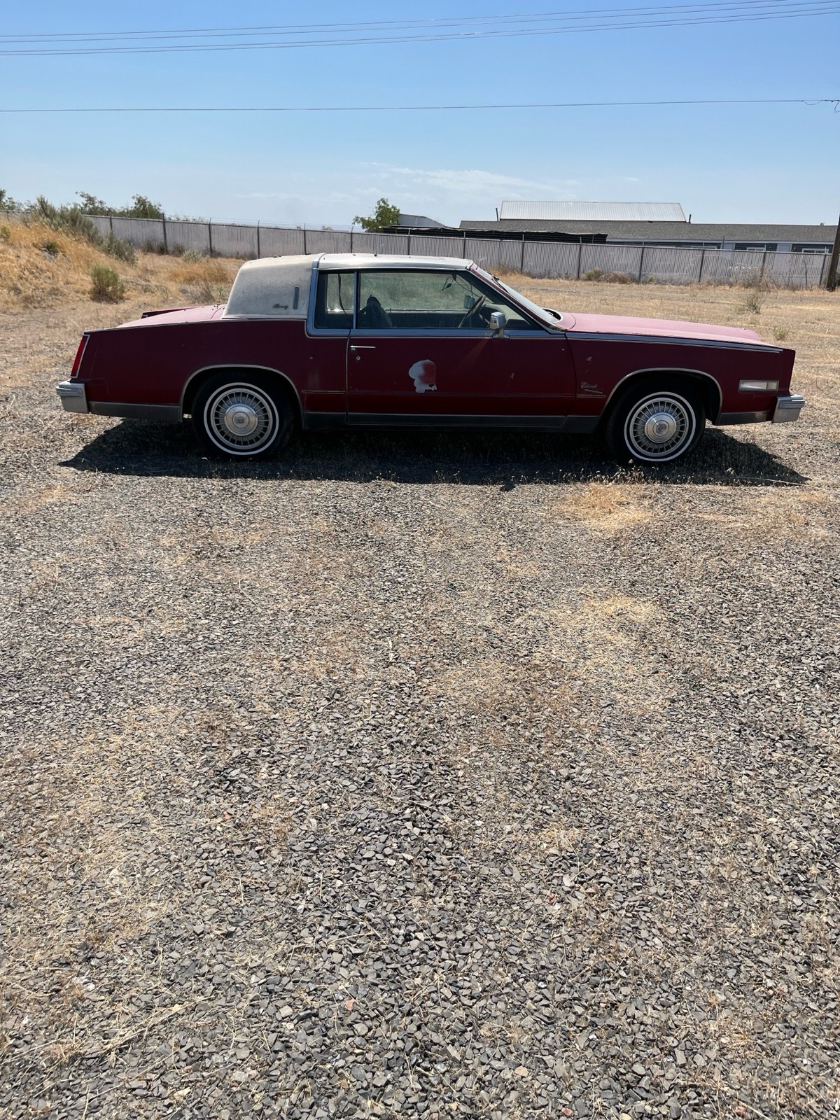 Cadillac-Biarritz-1976-3