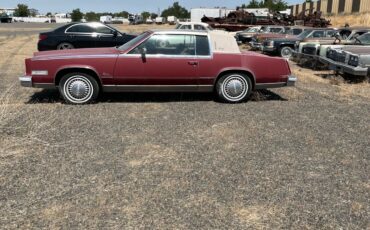Cadillac-Biarritz-1976