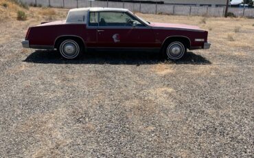 Cadillac-Biarritz-1976-4