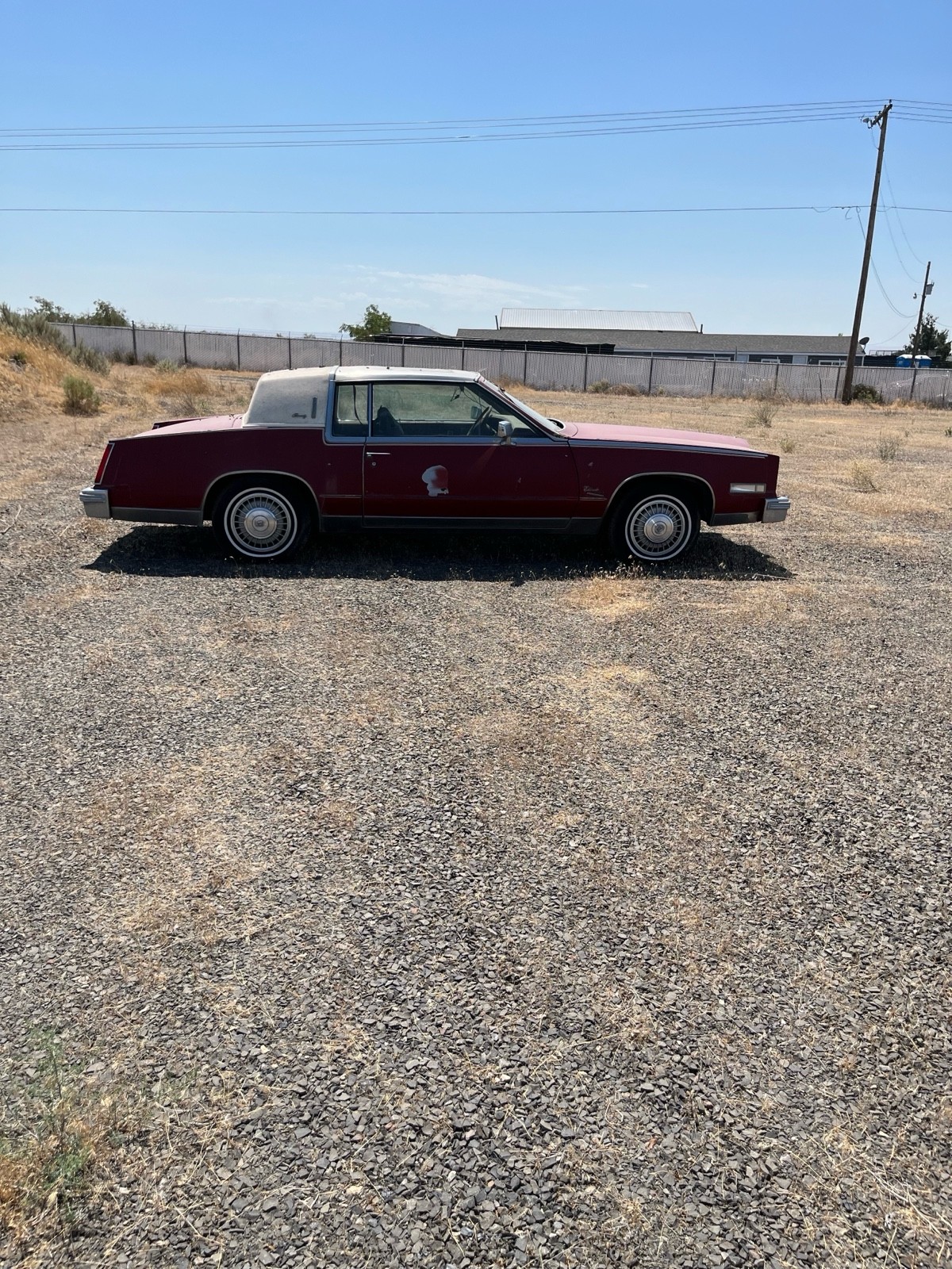 Cadillac-Biarritz-1976-4