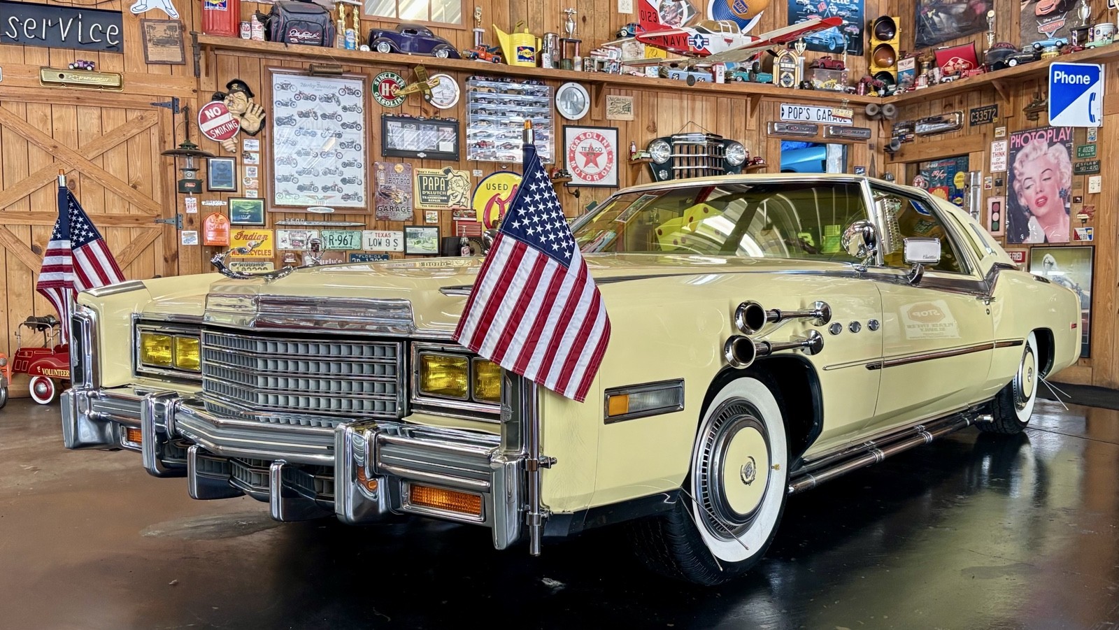 Cadillac-Biarritz-1978-1