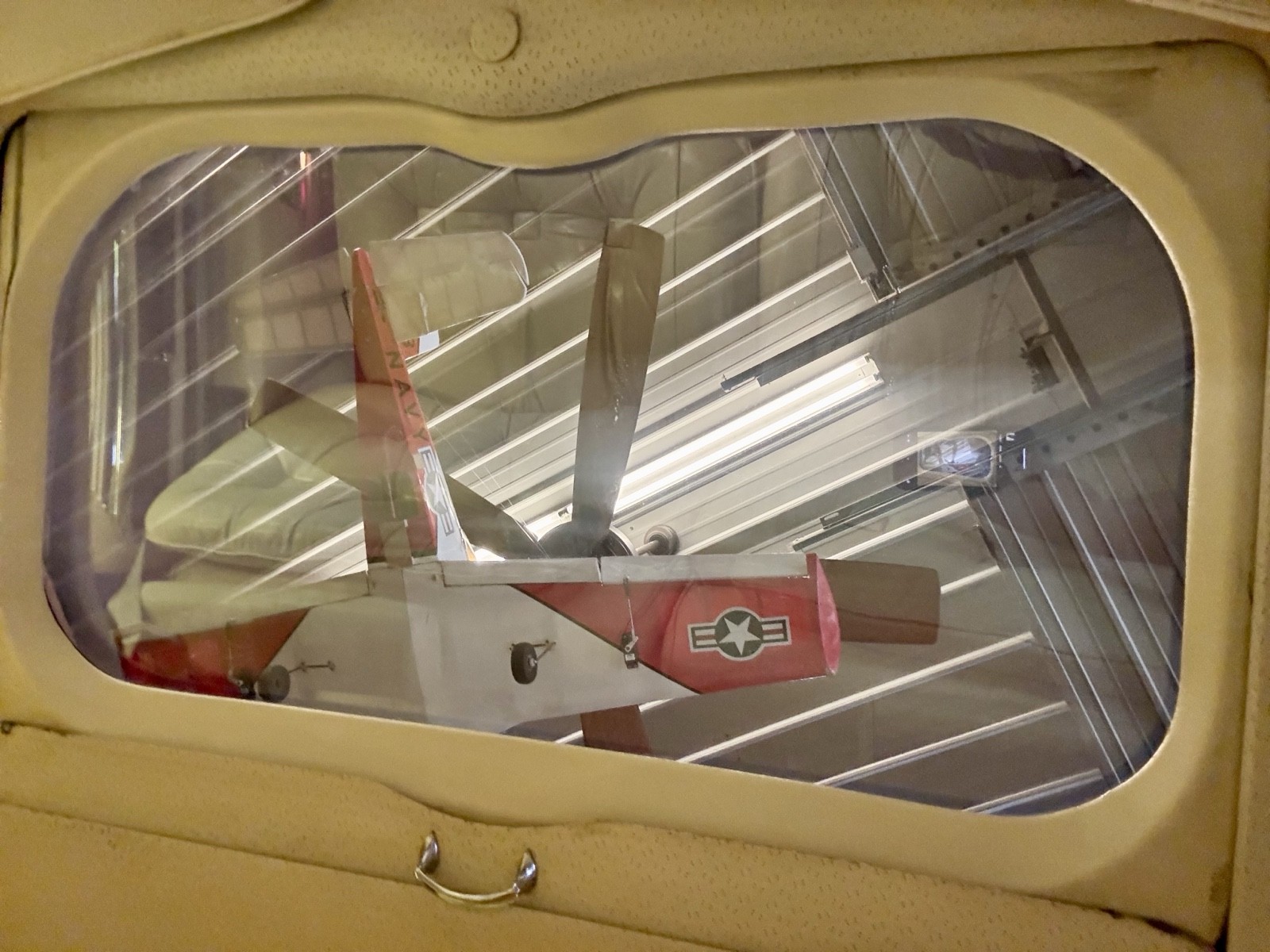 Cadillac-Biarritz-1978-13