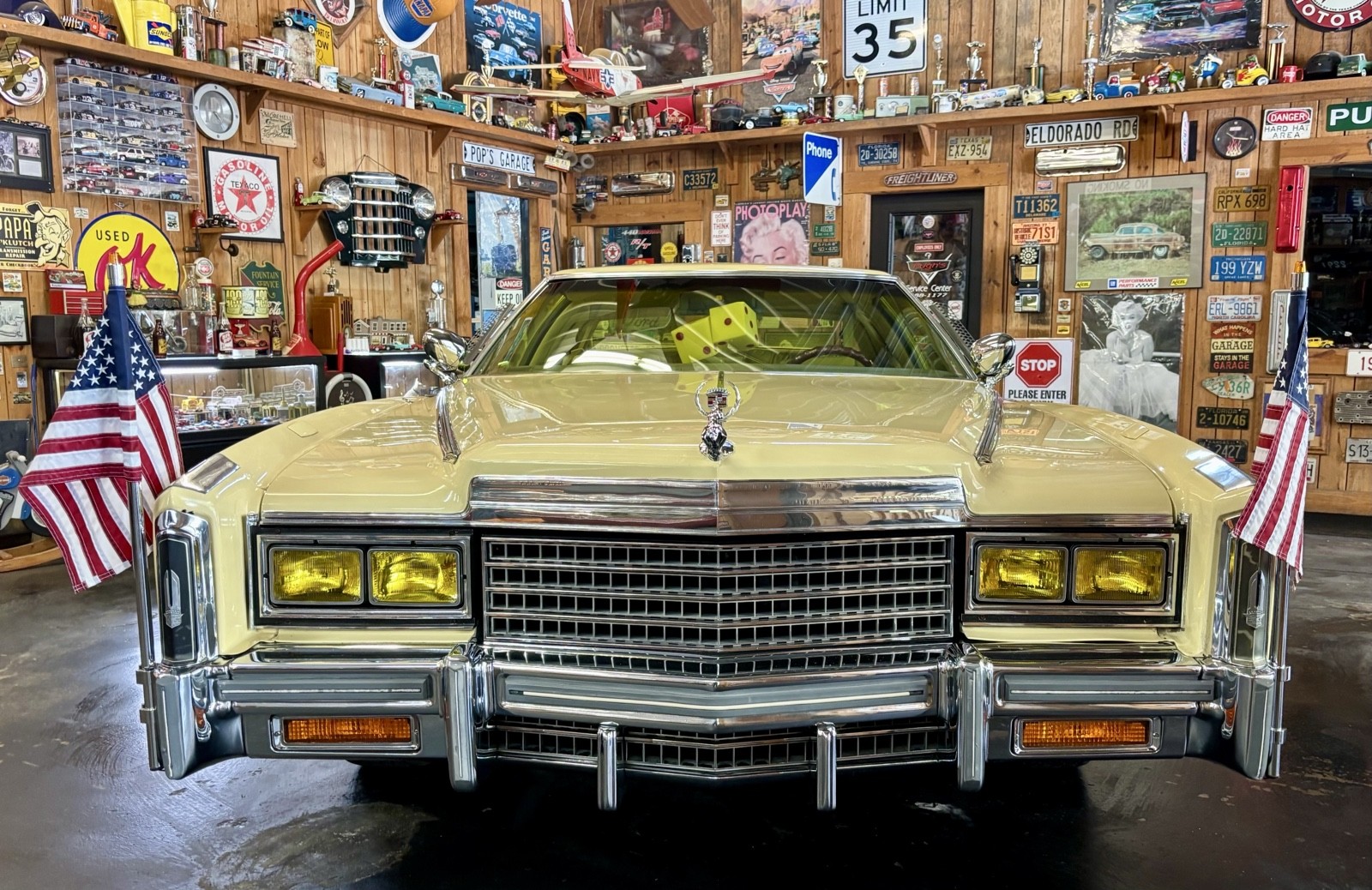 Cadillac-Biarritz-1978-2