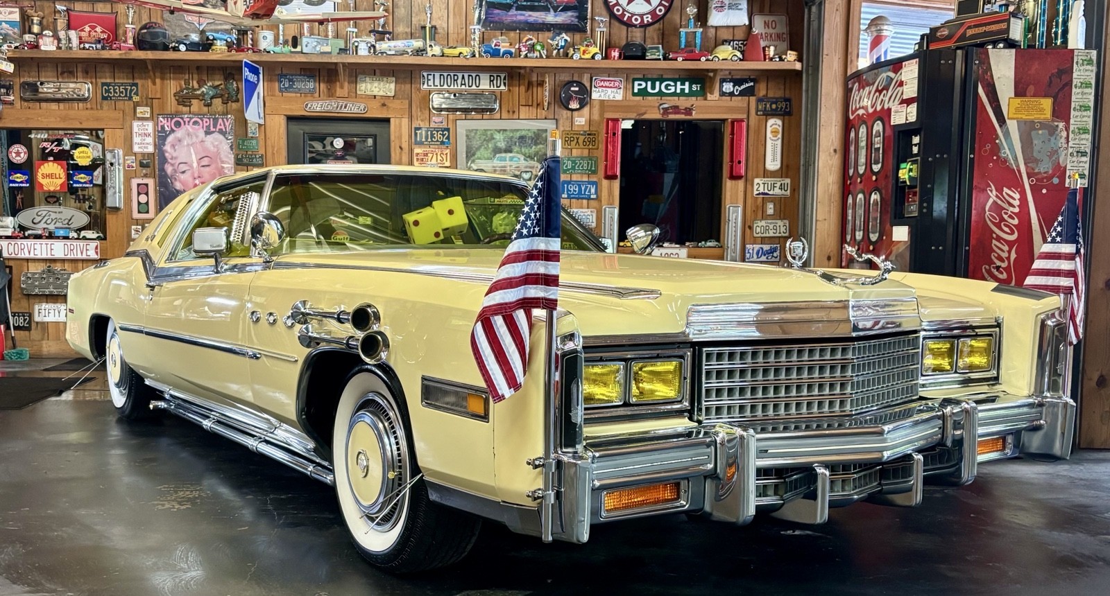 Cadillac-Biarritz-1978-4