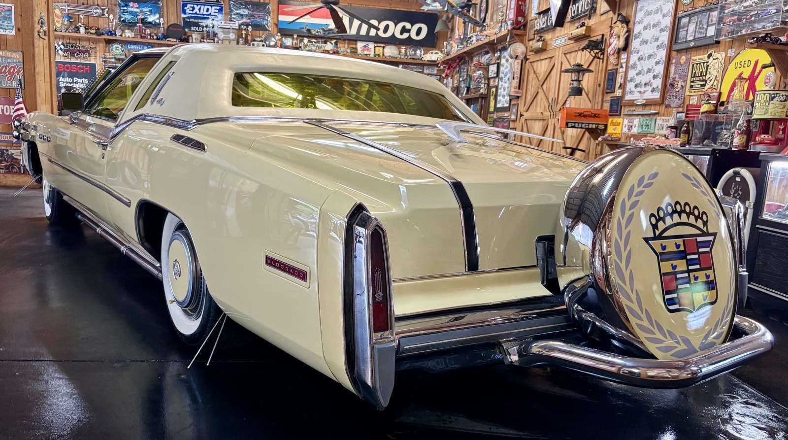 Cadillac-Biarritz-1978-8