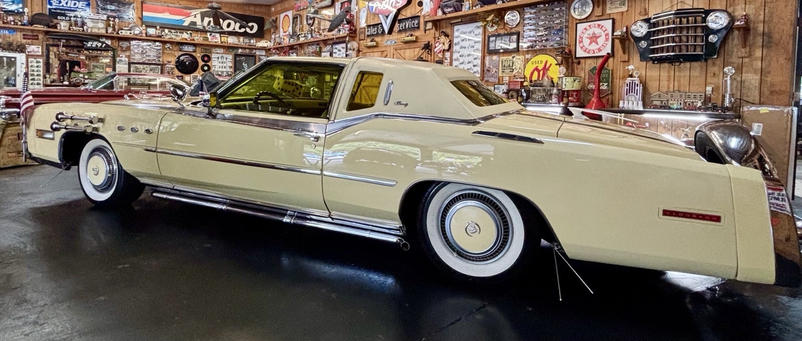 Cadillac-Biarritz-1978-9