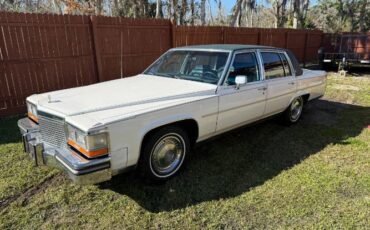 Cadillac-Brougham-1987-1