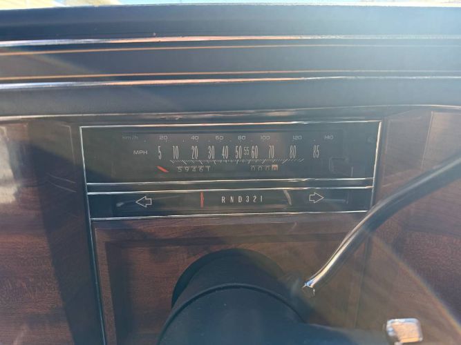 Cadillac-Brougham-1987-2