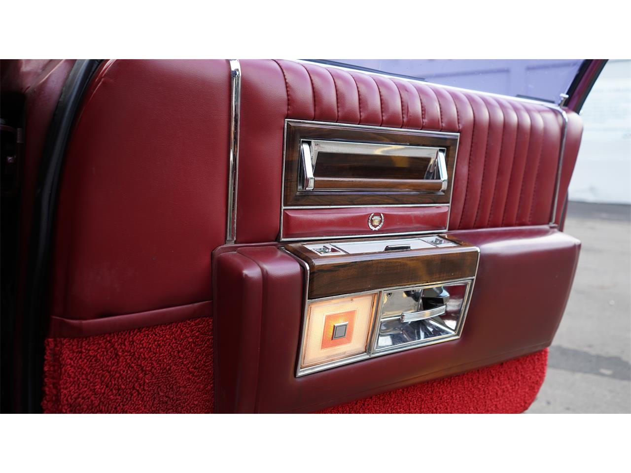 Cadillac-Brougham-1988-Apple-Red-Red-11