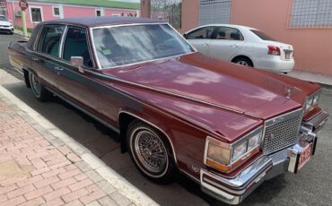 Cadillac-Brougham-1988-Apple-Red-Red-3