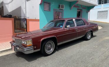 Cadillac-Brougham-1988-Apple-Red-Red