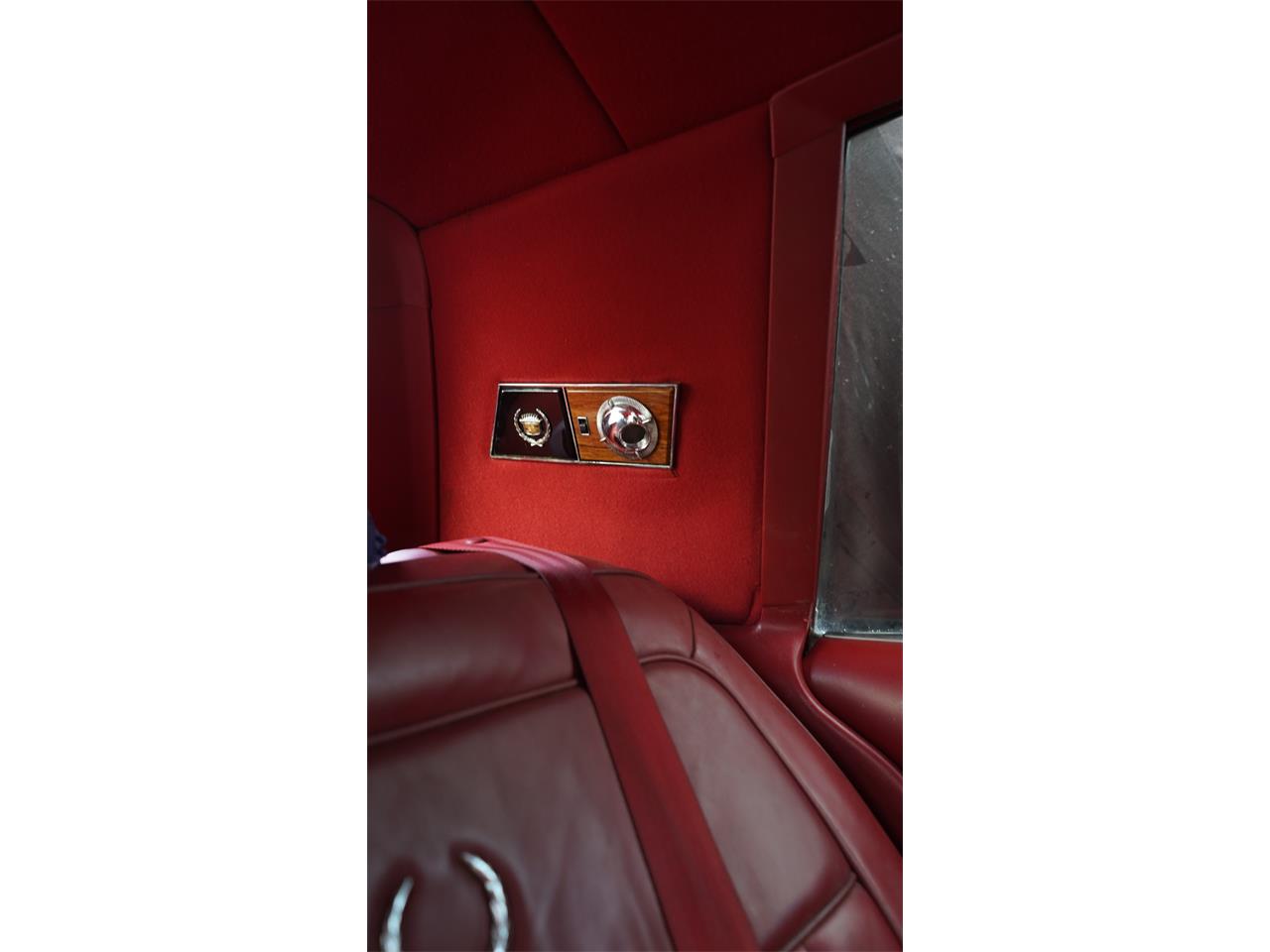 Cadillac-Brougham-1988-Apple-Red-Red-6