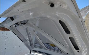 Cadillac-Brougham-1988-White-Maroon-17