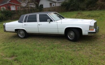 Cadillac-Brougham-1989-10