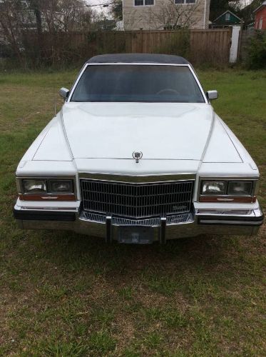 Cadillac-Brougham-1989-12