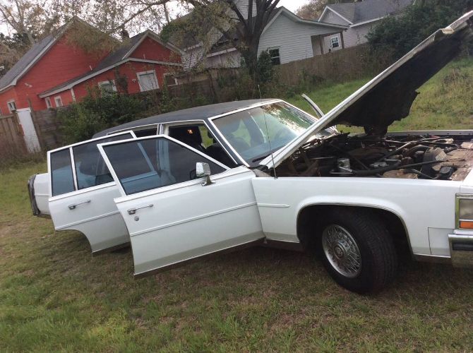 Cadillac-Brougham-1989-16