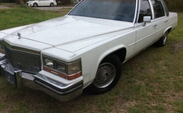 Cadillac-Brougham-1989-3