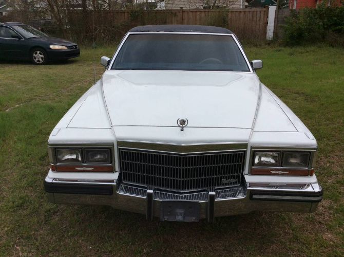 Cadillac-Brougham-1989-7