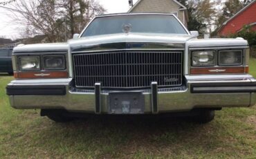 Cadillac-Brougham-1989-8