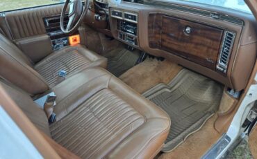 Cadillac-Brougham-1989-Cotillion-White-Beechwood-Leather-10