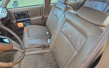 Cadillac-Brougham-1989-Cotillion-White-Beechwood-Leather-13