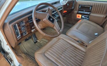 Cadillac-Brougham-1989-Cotillion-White-Beechwood-Leather-14