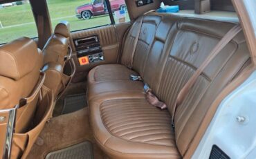 Cadillac-Brougham-1989-Cotillion-White-Beechwood-Leather-18