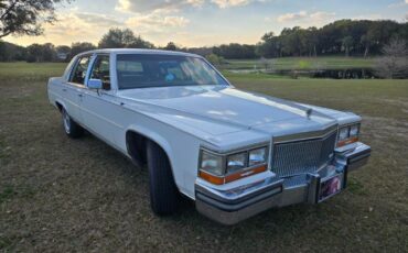 Cadillac-Brougham-1989-Cotillion-White-Beechwood-Leather