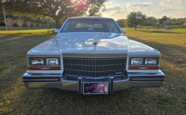 Cadillac-Brougham-1989-Cotillion-White-Beechwood-Leather-6