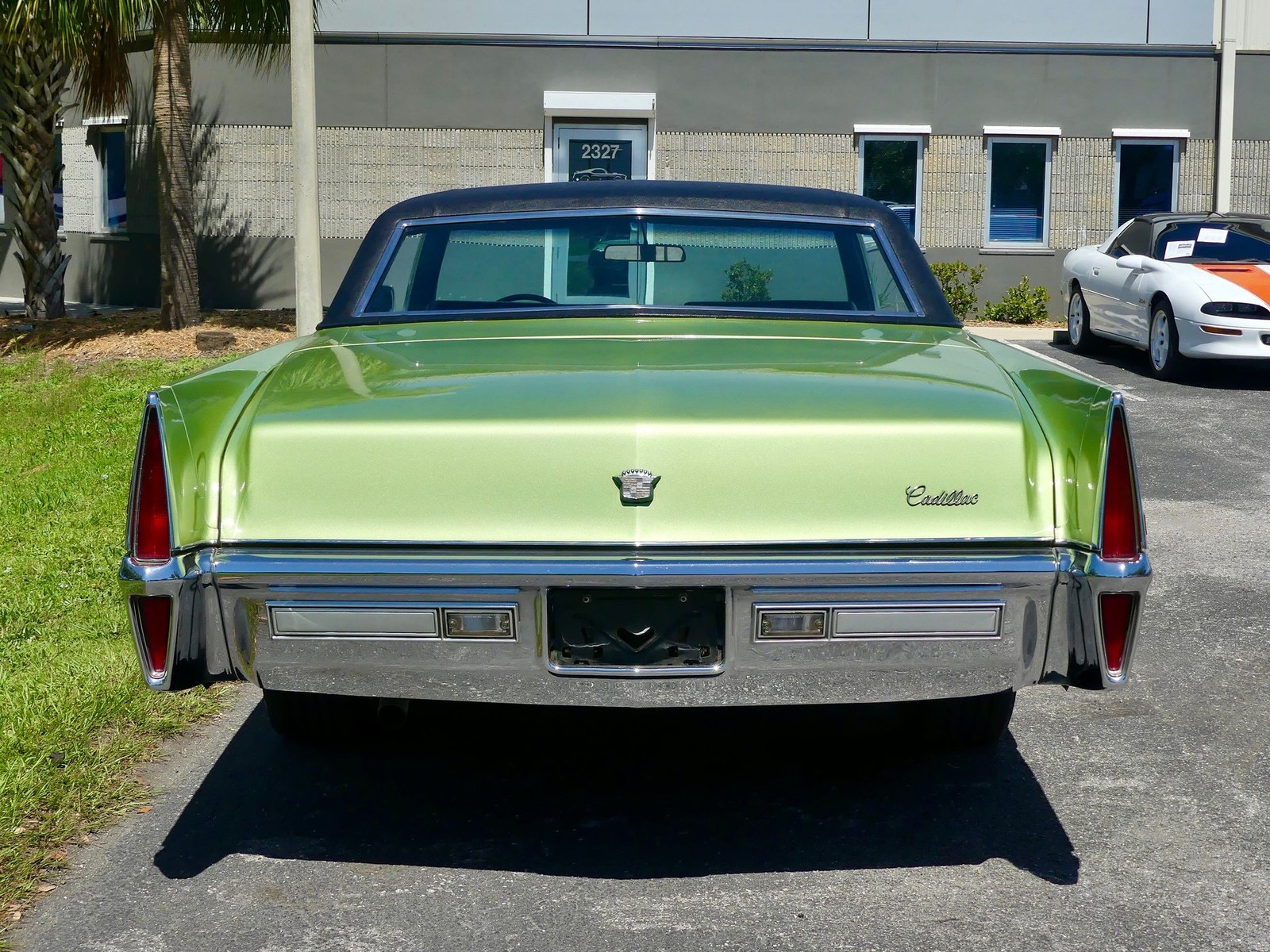 Cadillac-Coupe-DeVille-1970-Coupe-15