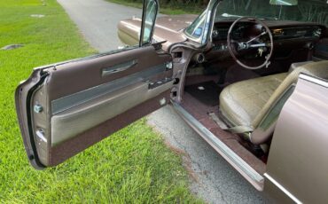 Cadillac-Coupe-Deville-1960-Coupe-12