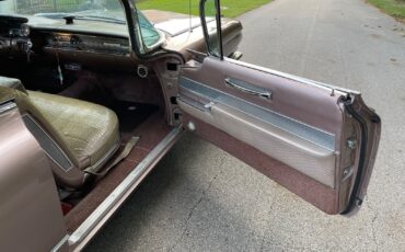 Cadillac-Coupe-Deville-1960-Coupe-13