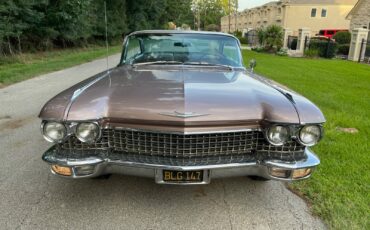 Cadillac-Coupe-Deville-1960-Coupe-16