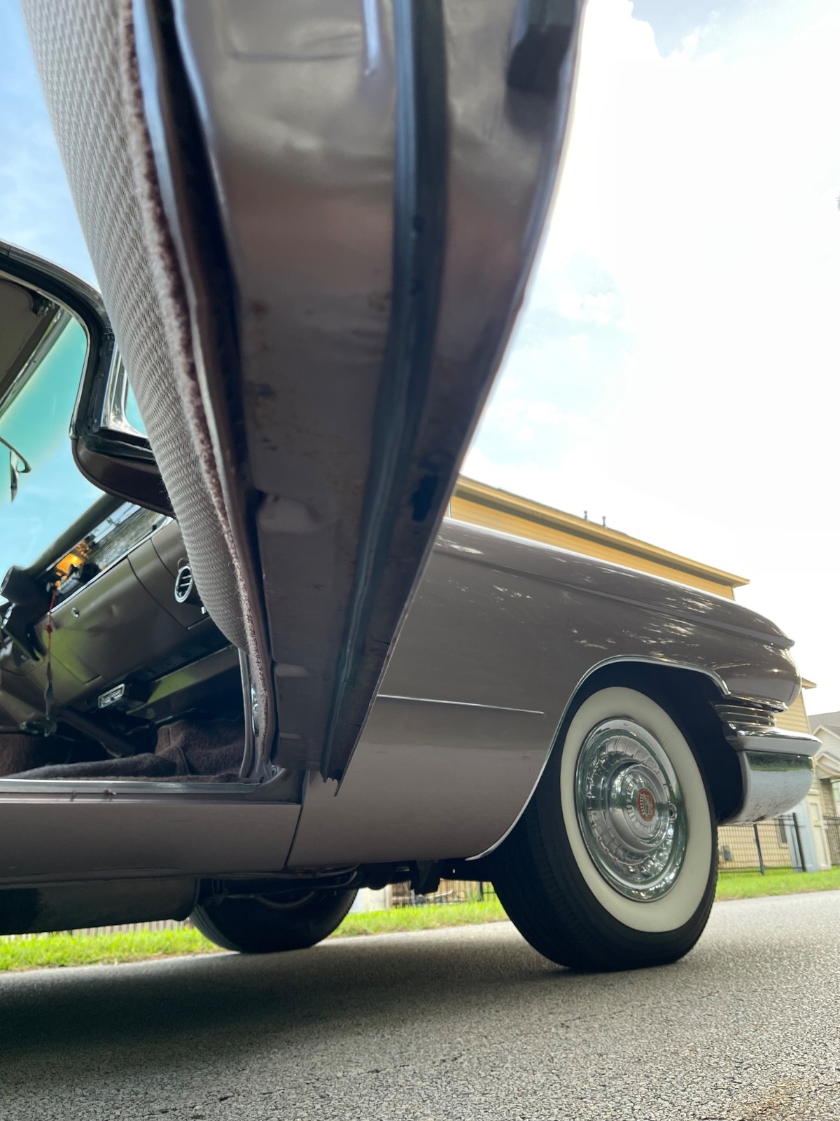 Cadillac-Coupe-Deville-1960-Coupe-25