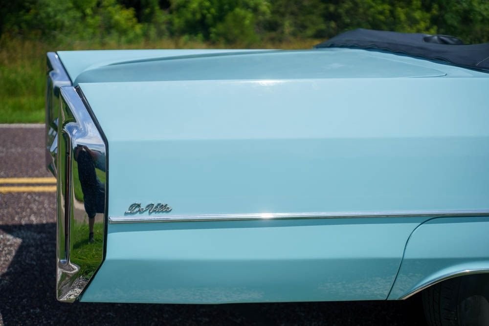 Cadillac-Coupe-Deville-Convertible-1966-Convertible-10